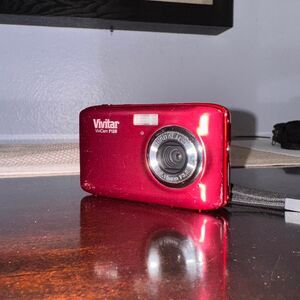 Vivitar F128 Digital Camera